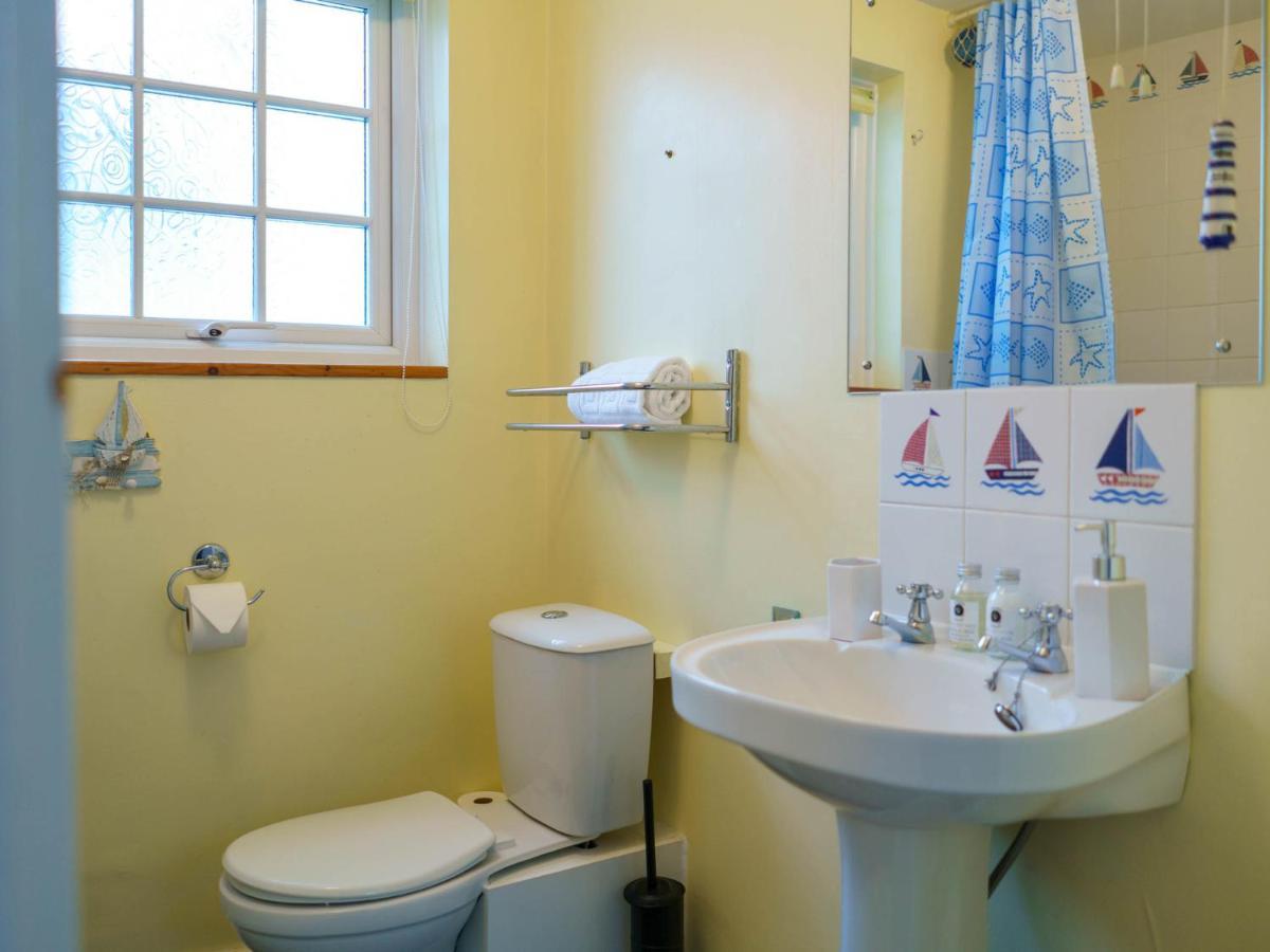 Pass The Keys Modern 2 Bed Flat Overlooking Harbour